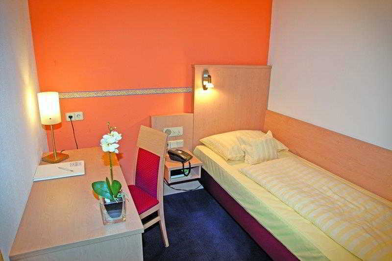 Best Western Hotel Favorit Ludwigsburg Exterior foto
